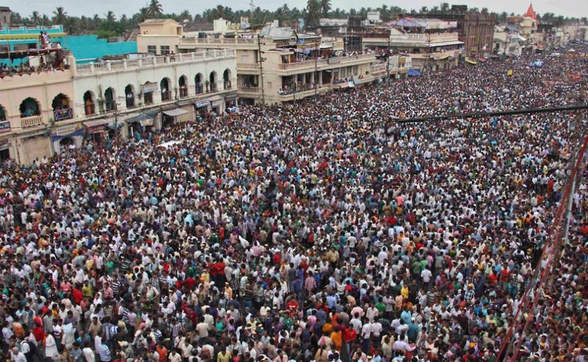 puri crowd during rath yatra