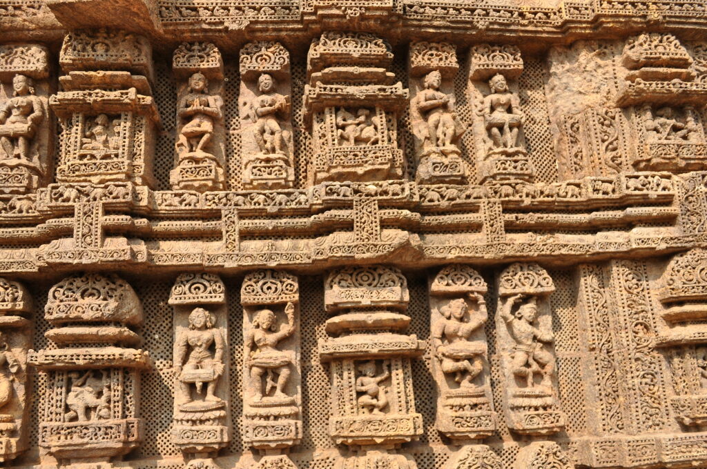 Gotipua Dance_Odishi Dance in temple walls