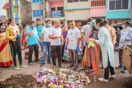 Huge response for cleanliness drive in Bhubaneswar's old town area