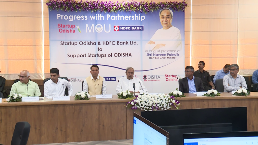 Naveen At Mou of HDFC and Startup
