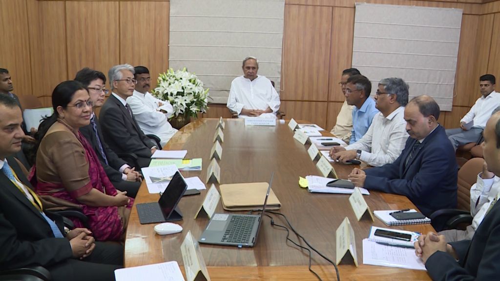 CM, Union Minister discuss development of steel sector in Odisha