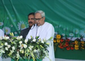 CM Naveen Patnaik Delivering Speech at Public Meeting at Sundargarh 01